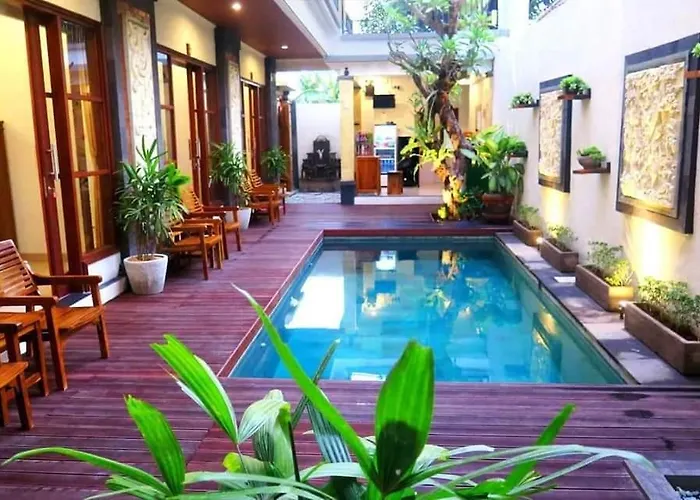 Sari Sedana *